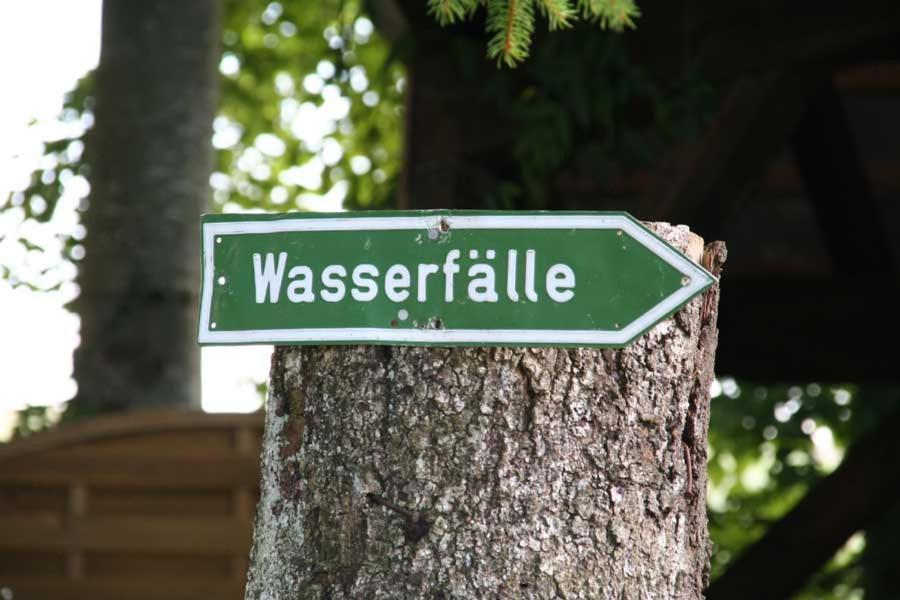 Nostalgische Ferienwohnung -Kinderland Bergheimat , Unsere kleine Farm Linthal Exterior foto